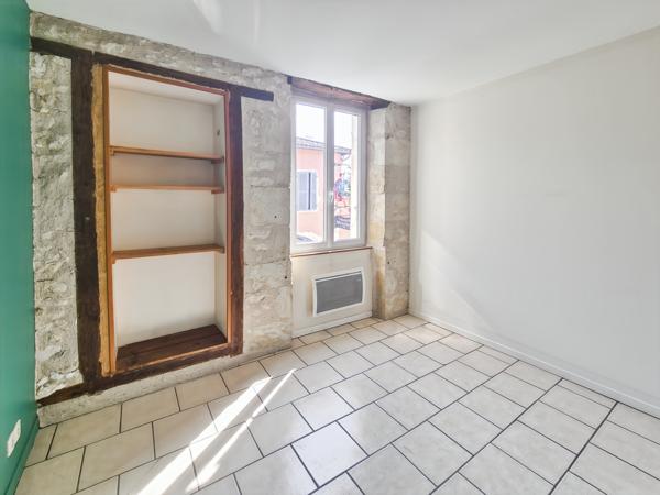 Castéra-Verduzan (32410) Appartement T2 bis de 48m2 - Castéra-Verduzan