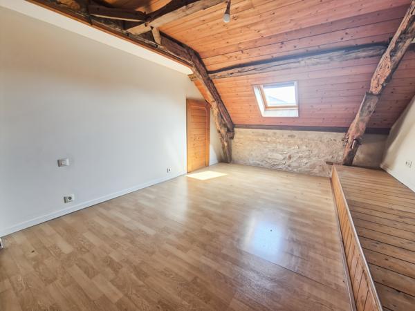 Castéra-Verduzan (32410) Appartement T2 bis de 48m2 - Castéra-Verduzan