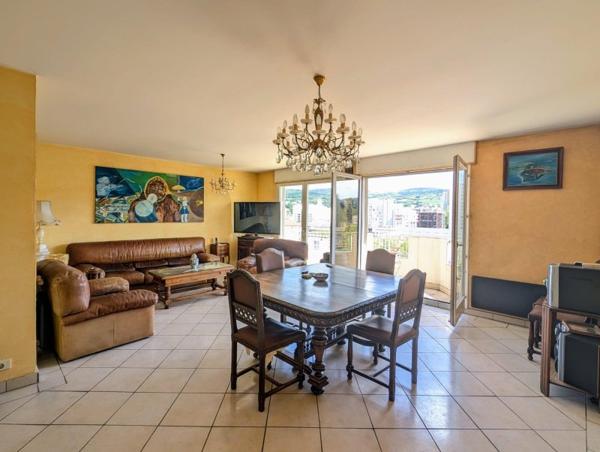 Vente / Appartement T4