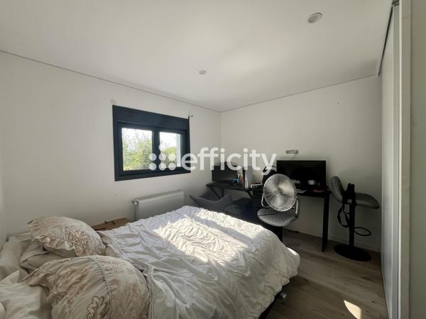 Maison
         4 pièces
        - 108 m² 228 500 € *