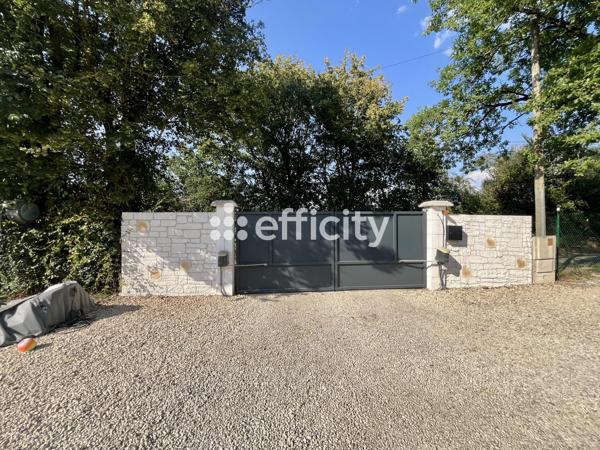 Maison
         4 pièces
        - 108 m² 228 500 € *