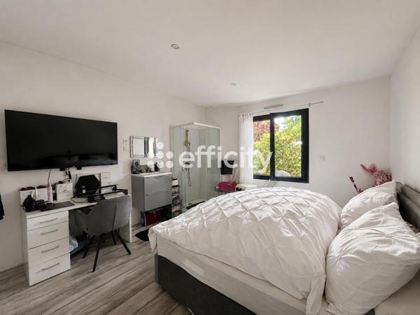 Maison
         4 pièces
        - 108 m² 228 500 € *