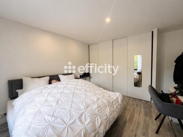 Maison
         4 pièces
        - 108 m² 228 500 € *