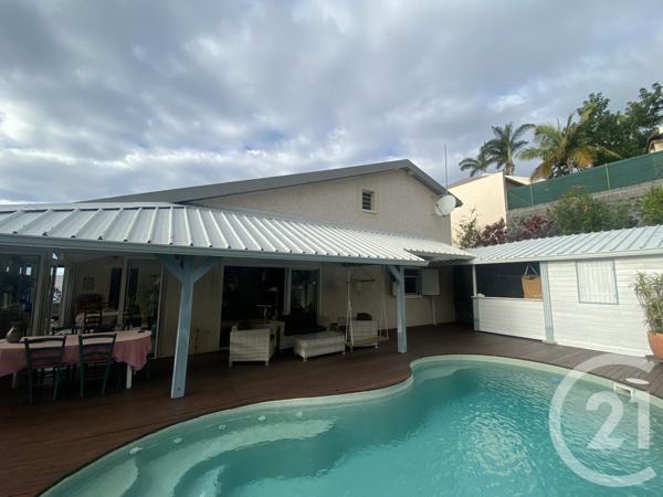 Maison à vendre  6 pièces - 166,10 m2 ST DENIS - 974