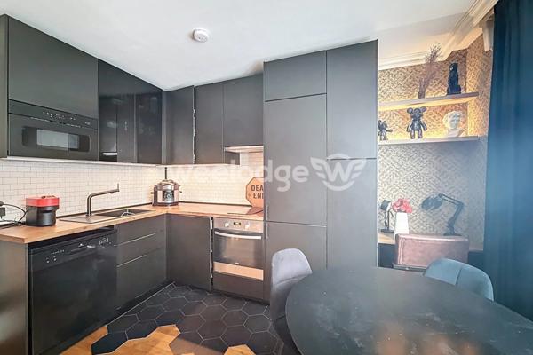 Appartement à vendre 2 pièces de 37 m² à Courbevoie