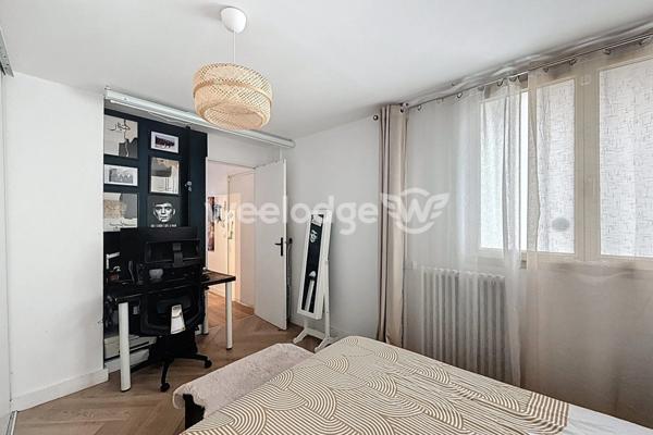 Appartement à vendre 2 pièces de 37 m² à Courbevoie