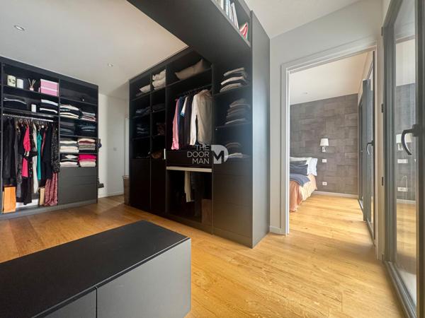 Maison - Vendu - 214 m² - CHANGE | The Door Man