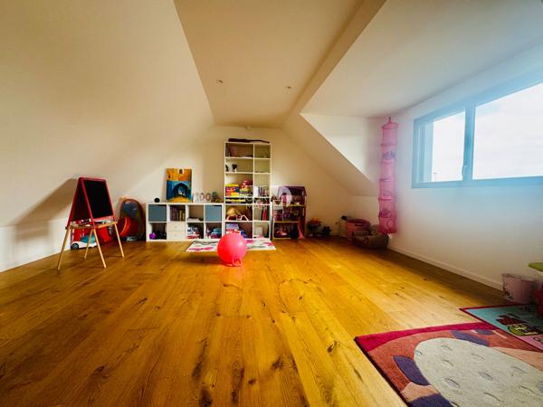 Maison - Vendu - 214 m² - CHANGE | The Door Man