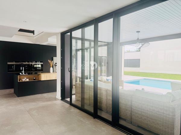 Maison - Vendu - 214 m² - CHANGE | The Door Man