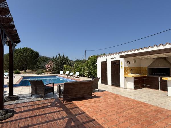 Maison à vendre à Ille-sur-Têt (66130) - Pyrénées-Orientales
