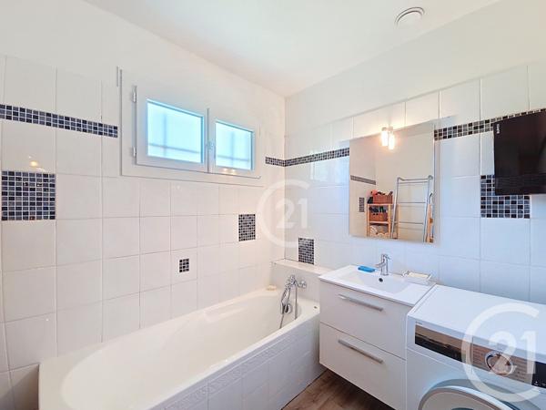 Maison à vendre  4 pièces - 109,37 m2 ST MARTIN DE CRAU - 13