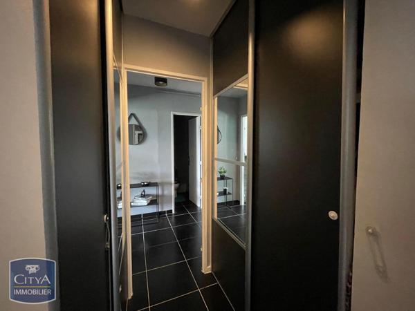 Appartement à louer 2 pièces 53.27m²