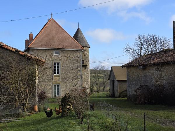 Maison à vendre à Alloue (16490) - Charente