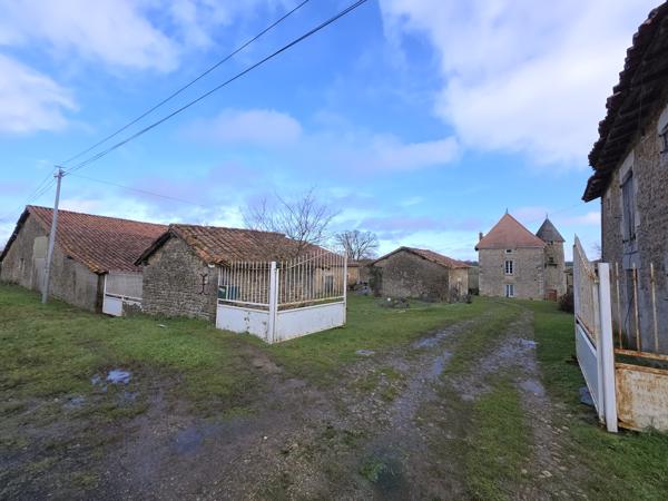 Maison à vendre à Alloue (16490) - Charente