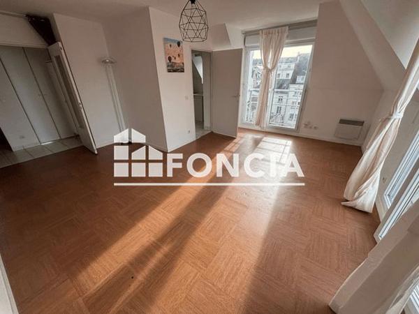 Location Appartement 2 pièces 47.44 m² - 10 RUE GAMBETTA Tours 37000