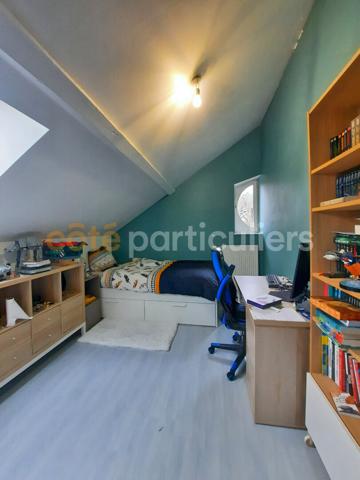 Vente
                Appartement102,45 m² - 5 Pièces -
                    DOLE (39100)