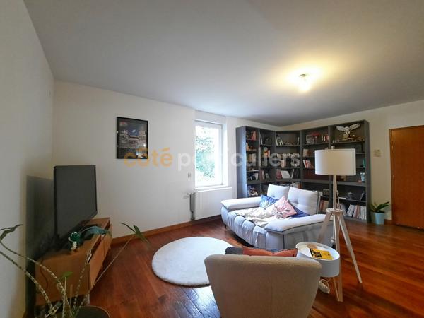 Vente
                Appartement102,45 m² - 5 Pièces -
                    DOLE (39100)