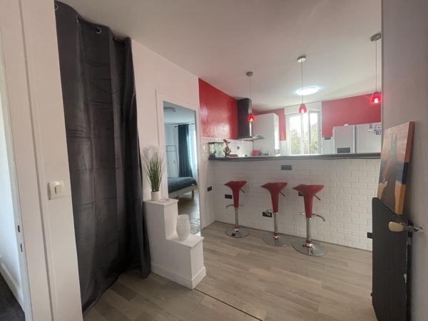 Immeuble à vendre à Montguyon (17270) - Charente-Maritime