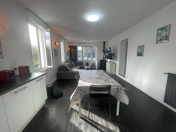 Immeuble à vendre à Montguyon (17270) - Charente-Maritime