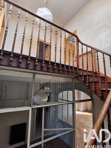 Maison à vendre 9 pièces 198 m² Oloron-Sainte-Marie