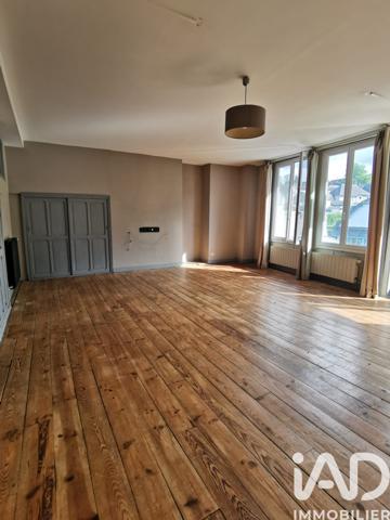 Maison à vendre 9 pièces 198 m² Oloron-Sainte-Marie