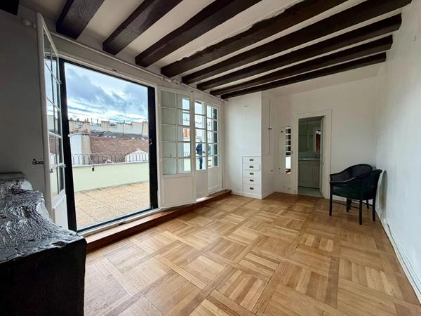 # Appartement – 75m² – Paris 4ème