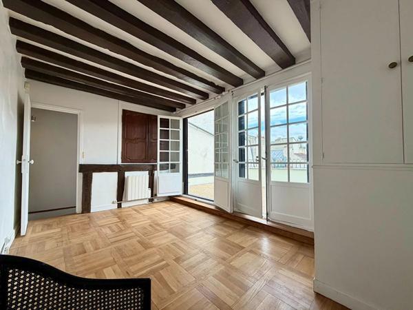 # Appartement – 75m² – Paris 4ème