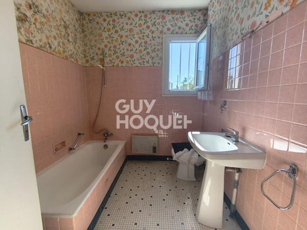 Maison à vendre à Saint-Pierre-d'Oléron - 8 pièces, 143 m², travaux à prévoir