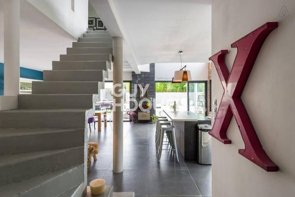 Maison à vendre de 5 pièces de 180 m²