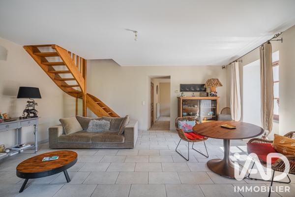 Maison à vendre 5 pièces 119 m² Saint-Étienne-de-Crossey