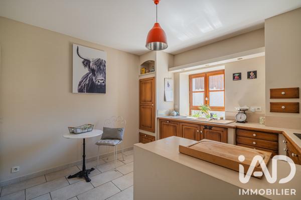 Maison à vendre 5 pièces 119 m² Saint-Étienne-de-Crossey
