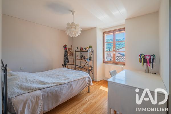 Maison à vendre 5 pièces 119 m² Saint-Étienne-de-Crossey