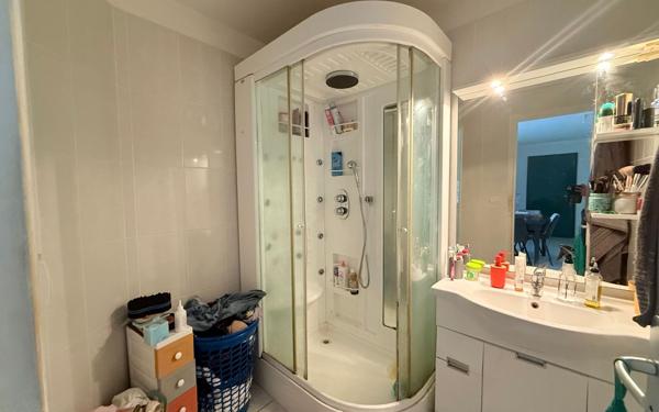 Appartement à vendre    3 pièces • 55 m2 Saint-Pierre