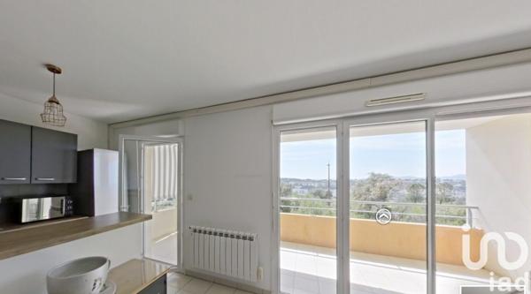 Appartement 2 pièces de 55 m² à Saint-Raphaël (83700)