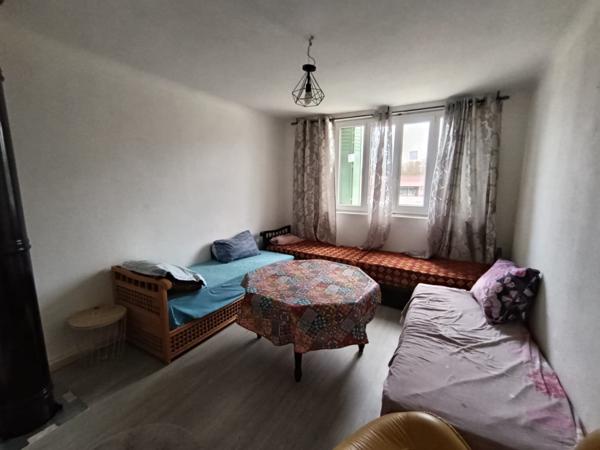 maison entièrement rénovée avec jardin