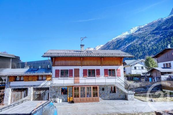 Maison à vendre  9 pièces - 358 m 2   ST GERVAIS LES BAINS  - 74