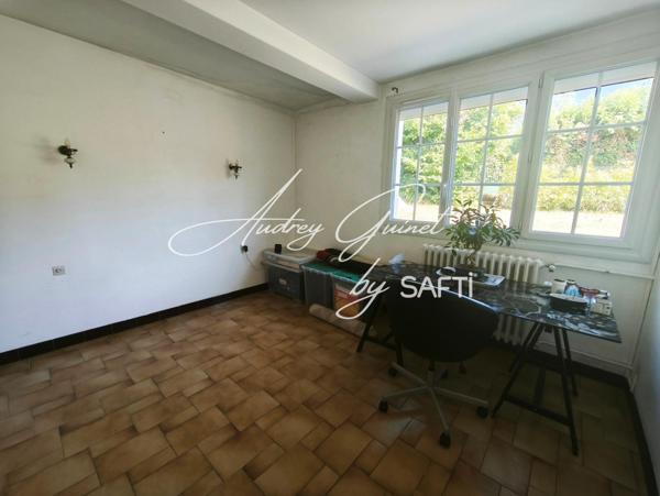 Maison sur sous-sol au calme, Buxerolles secteur Le Planty