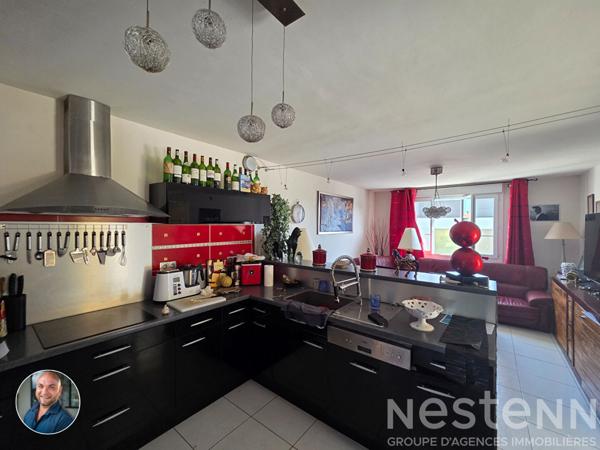 Maison familiale avec piscine, jardin clos et loisirs à 15 min du centre du Mans