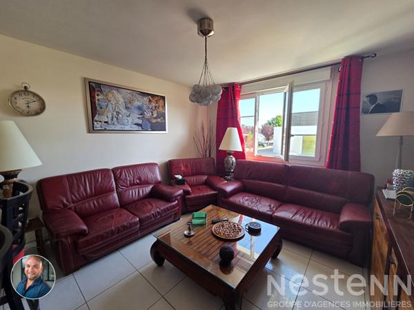 Maison familiale avec piscine, jardin clos et loisirs à 15 min du centre du Mans