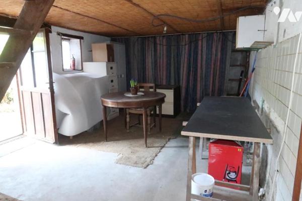 CHEFFOIS, EN CAMPAGNE, DANS UN SECTEUR CALME, MAISON D'HABITATION ANCIENNE A FINIR DE RENOVER.