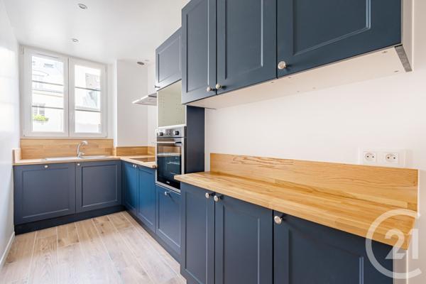 Appartement à vendre  4 pièces - 109,71 m2 PARIS - 75003