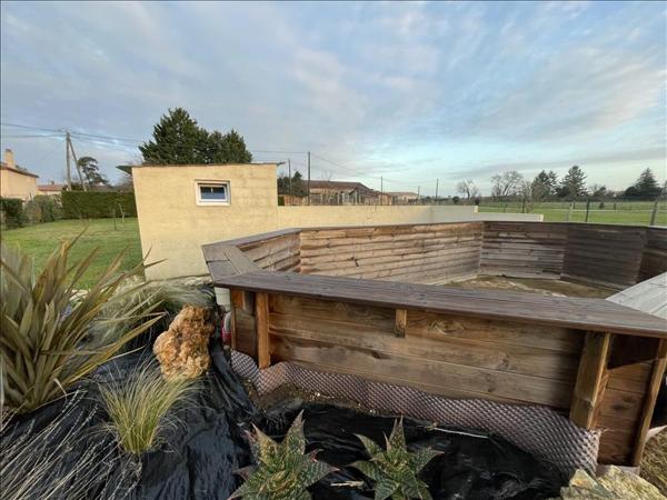 Maison à vendre |  Agris |  8 pièces | 190 m²