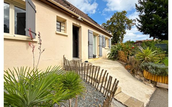 Maison à vendre    5 pièces •  Rambouillet