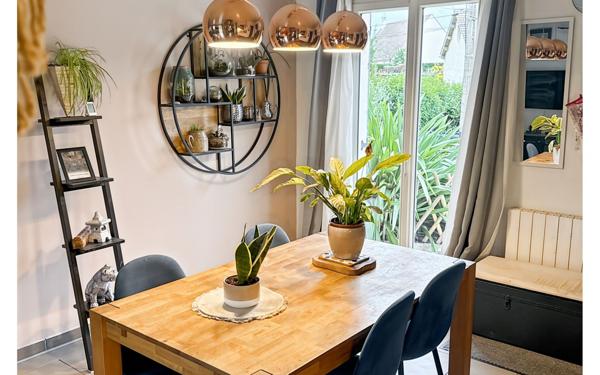 Maison à vendre    5 pièces •  Rambouillet