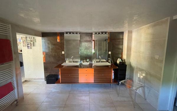 Maison à vendre    5 pièces • 176,66 m2 Vendenheim