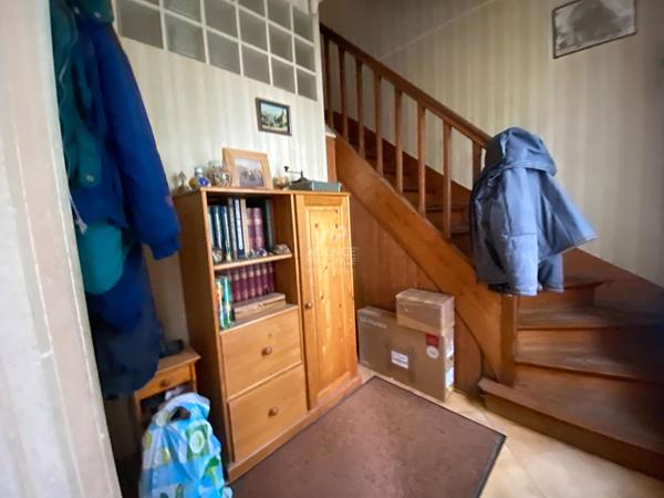 Maison Nanterre 4 pièce(s) 374 m2 470 000 € **  - Référence  15446
