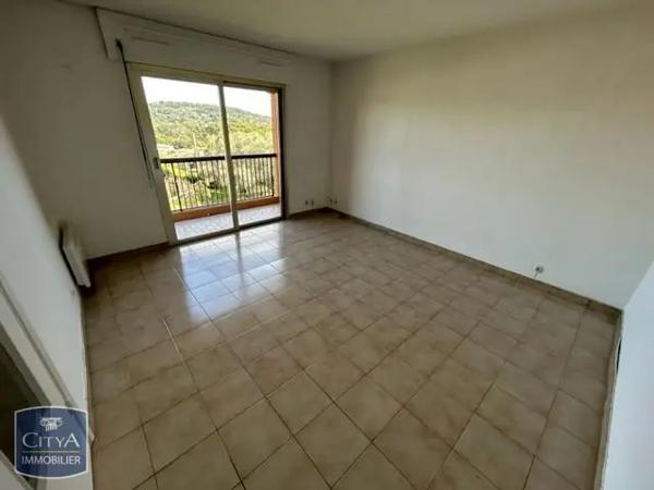 Appartement à louer 2 pièces 42.5m² La Roquette-sur-Siagne (06550)