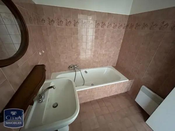 Appartement à louer 2 pièces 42.5m² La Roquette-sur-Siagne (06550)