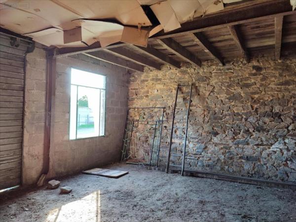 Maison à vendre à Bains-sur-Oust en Ille-et-Vilaine (35600), ref : 143/189F