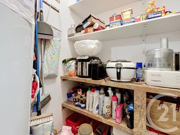Appartement T5 à vendre  4 pièces - 98,15 m 2   BAGNOLS SUR CEZE  - 30